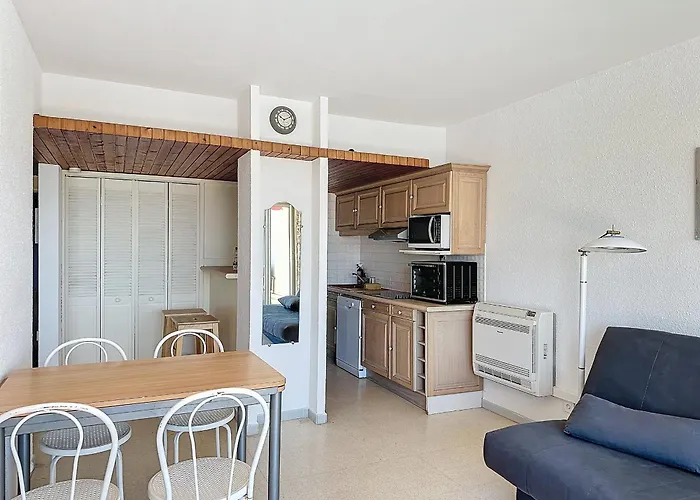 T2 Avec Terrasse, Climatisation Et Parking - Fr-1-715-22 * Mauguio