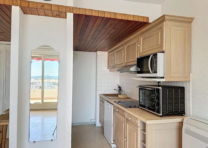 Appartamento T2 Avec Terrasse, Climatisation Et Parking - Fr-1-715-22