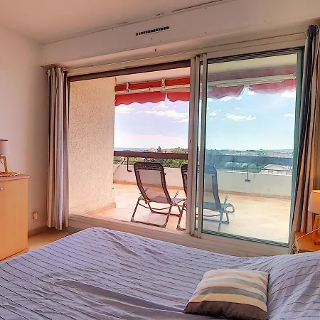T2 Avec Terrasse, Climatisation Et Parking - Fr-1-715-22 Apartamento *
